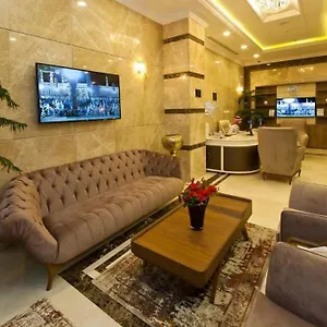احجز هنا